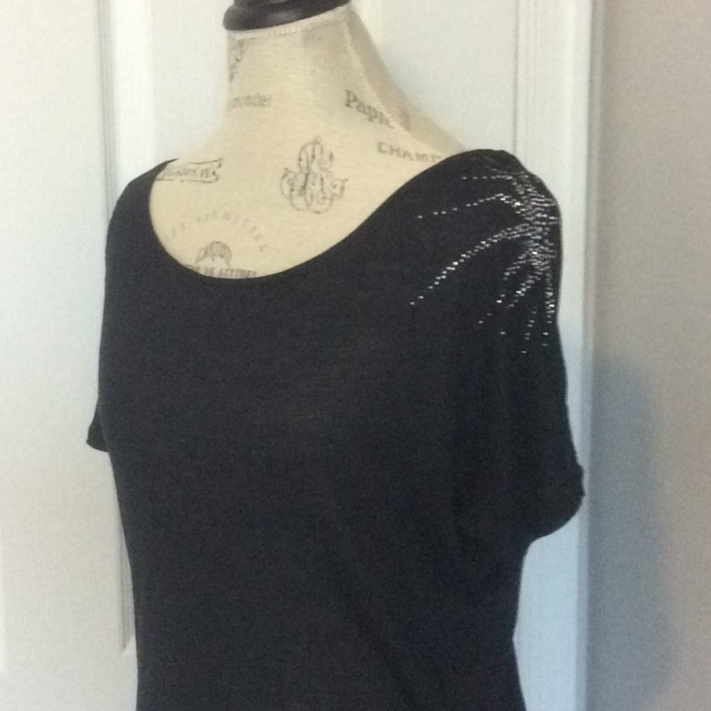 🖤Long lengthy short sleeved top 🖤